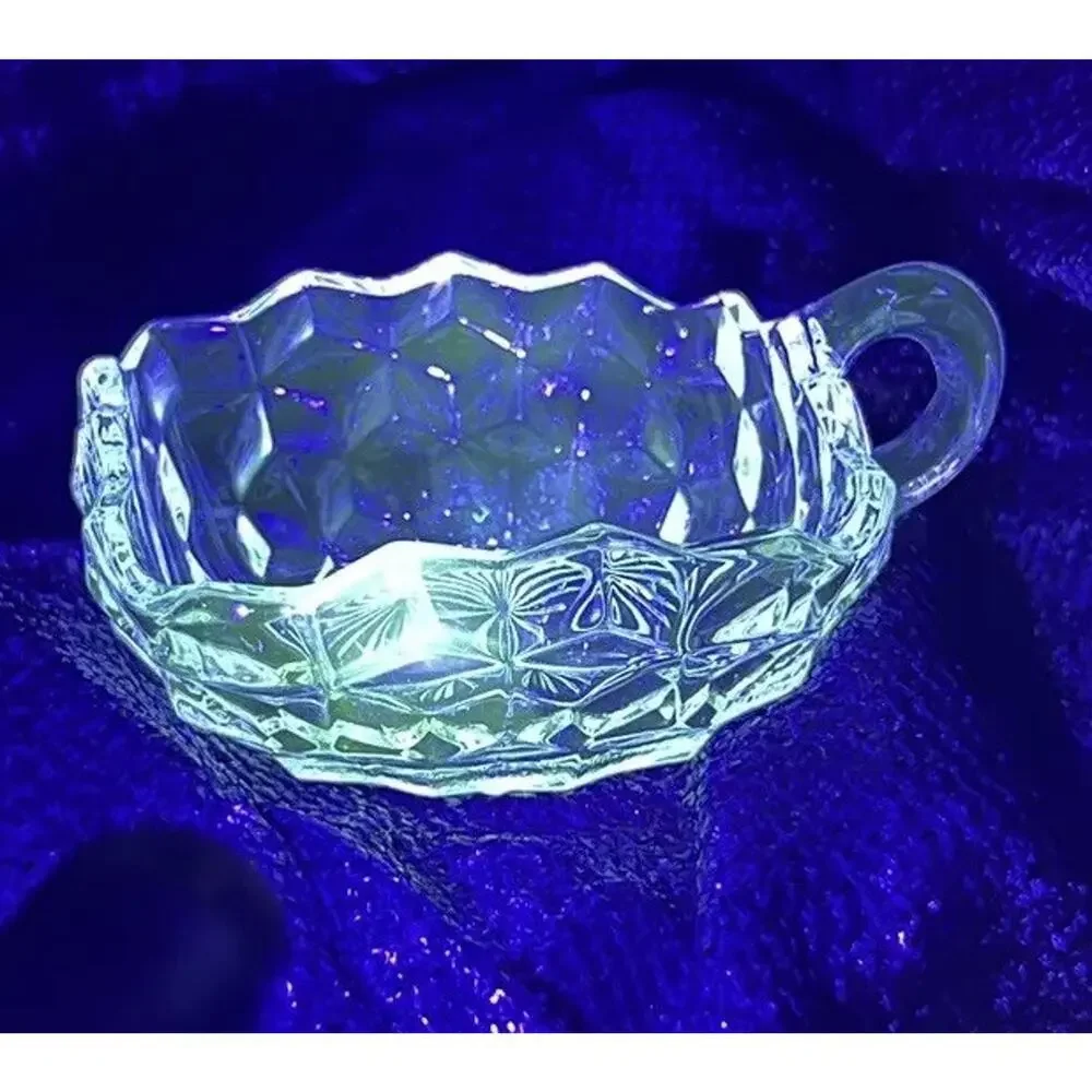 2 UV REACTIVE FOSTORIA TRIANGLE SQUARE SHAPED WITH HANDLES BOWLS/DISHES